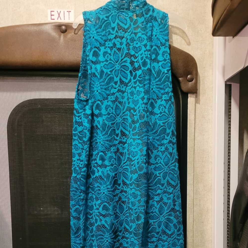 Lace vest